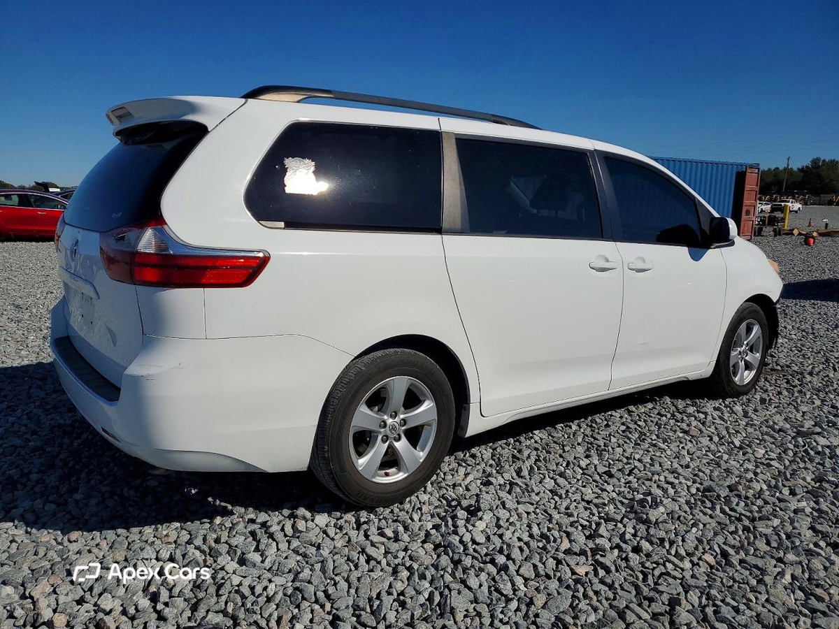 Toyota Sienna 2016