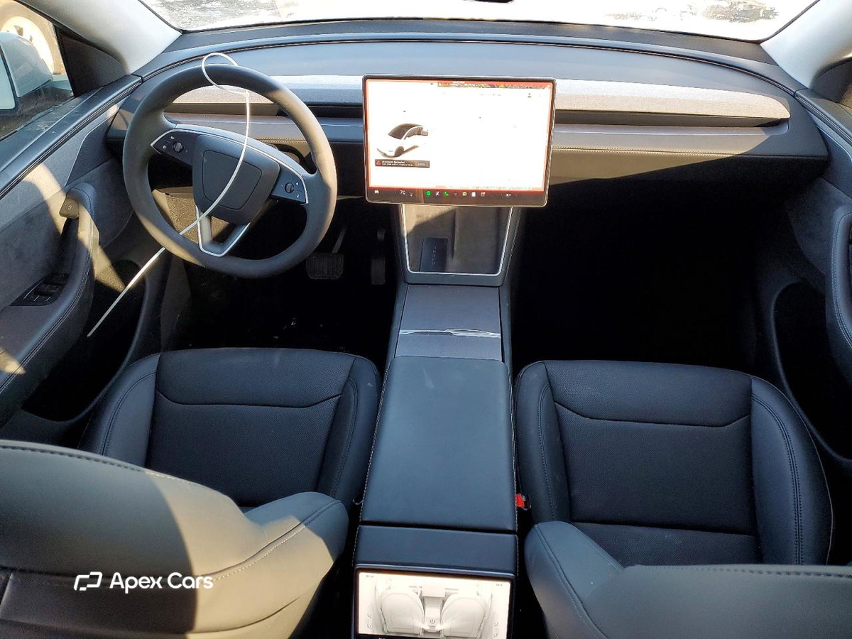 Tesla Model Y 2026