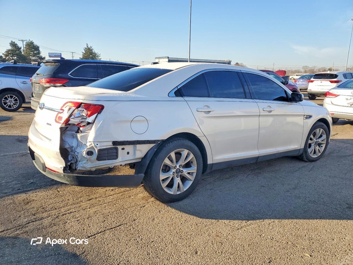 Ford Taurus 2012