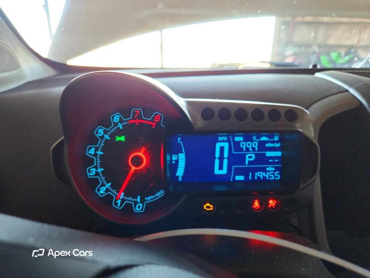Chevrolet Sonic 2015