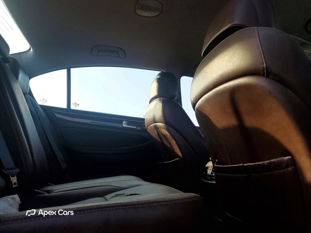 Hyundai Genesis 2013