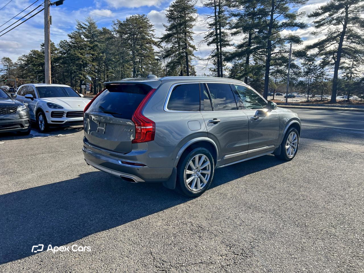 Volvo XC90 2016