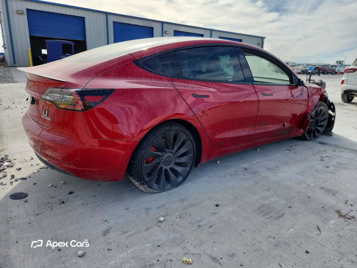 Tesla Model 3 2022