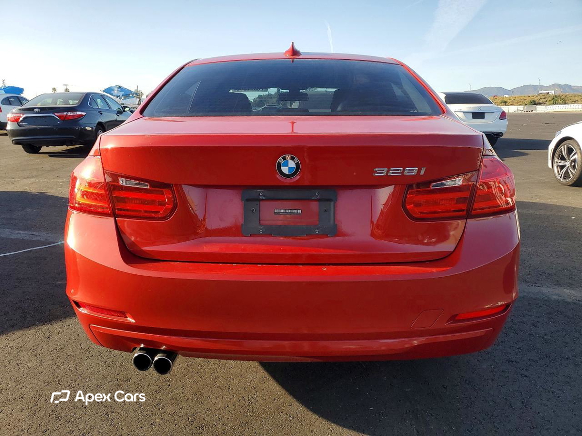 BMW Series 3 2012