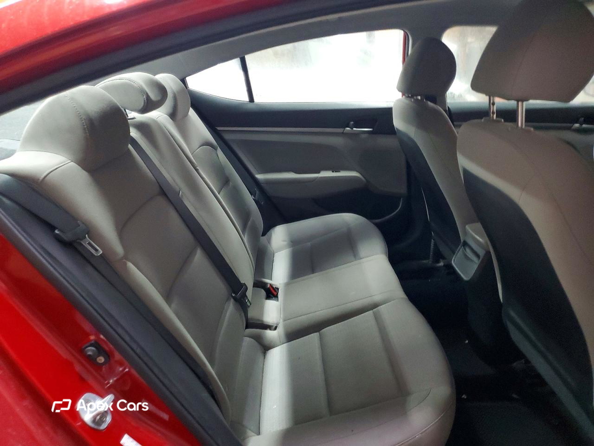 Hyundai Elantra 2017