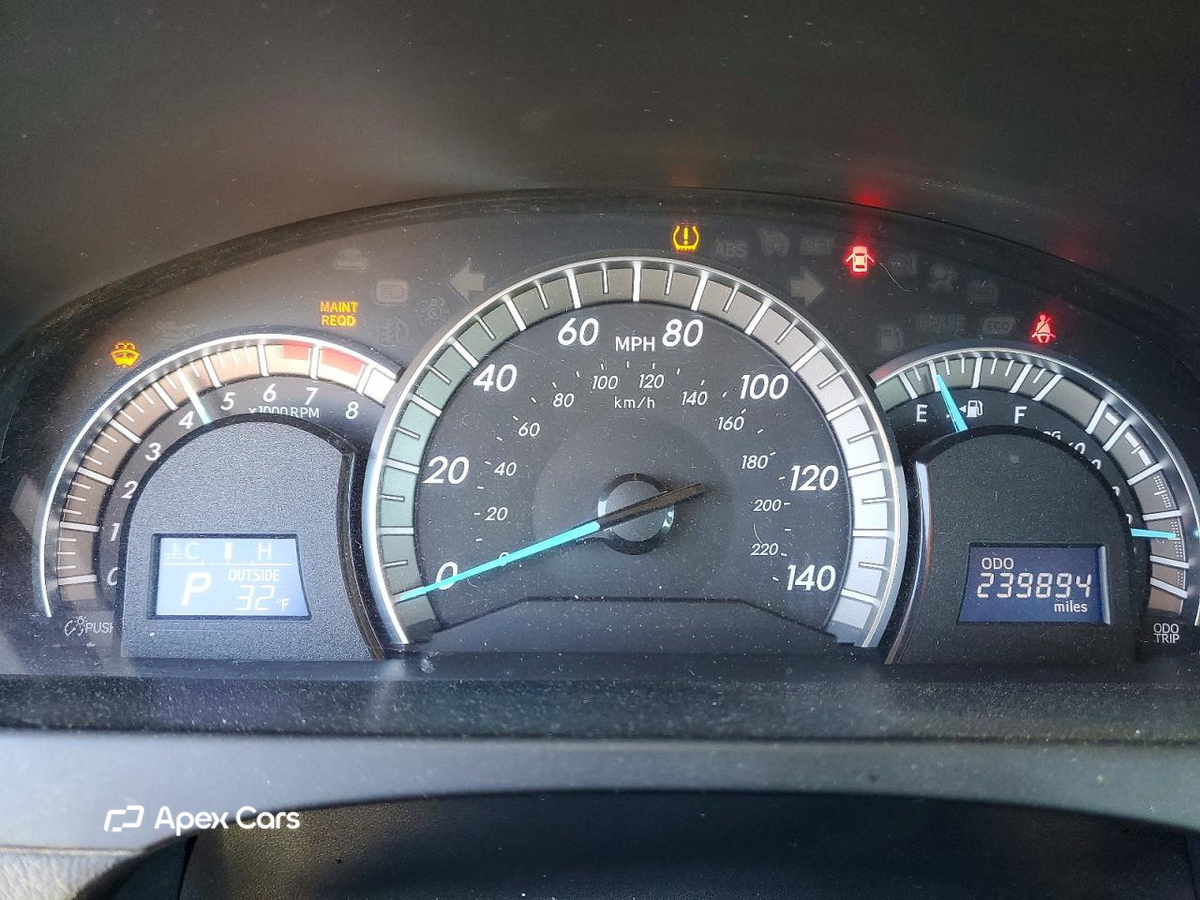 Toyota Camry 2012