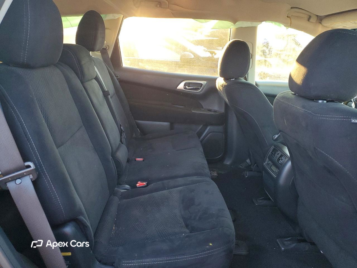 Nissan Pathfinder 2015