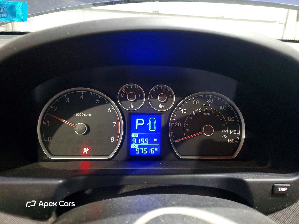 Hyundai Elantra 2012