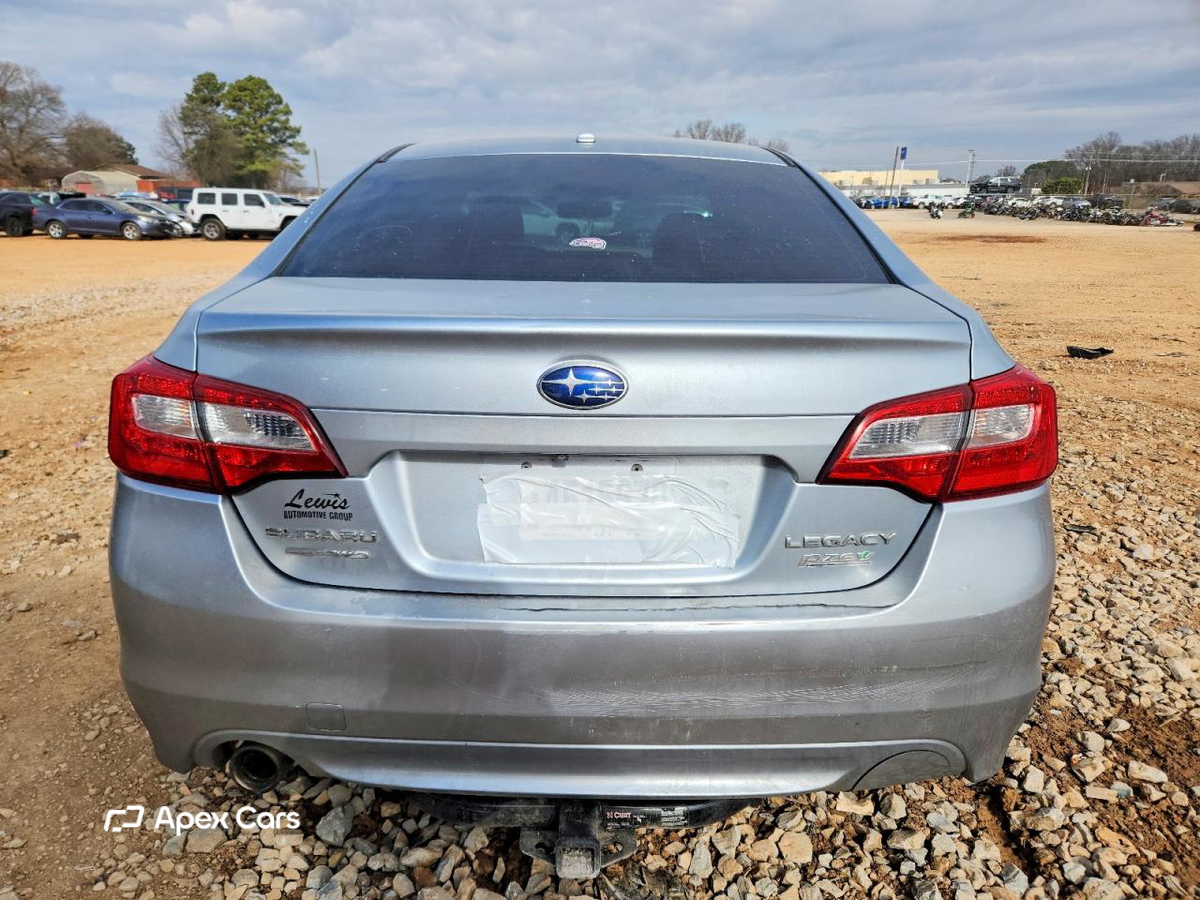 Subaru Legacy 2015