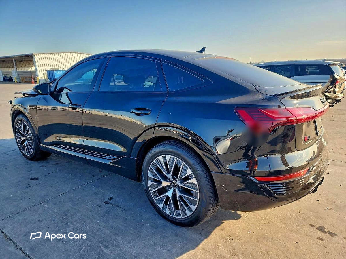 Audi Q8 2024
