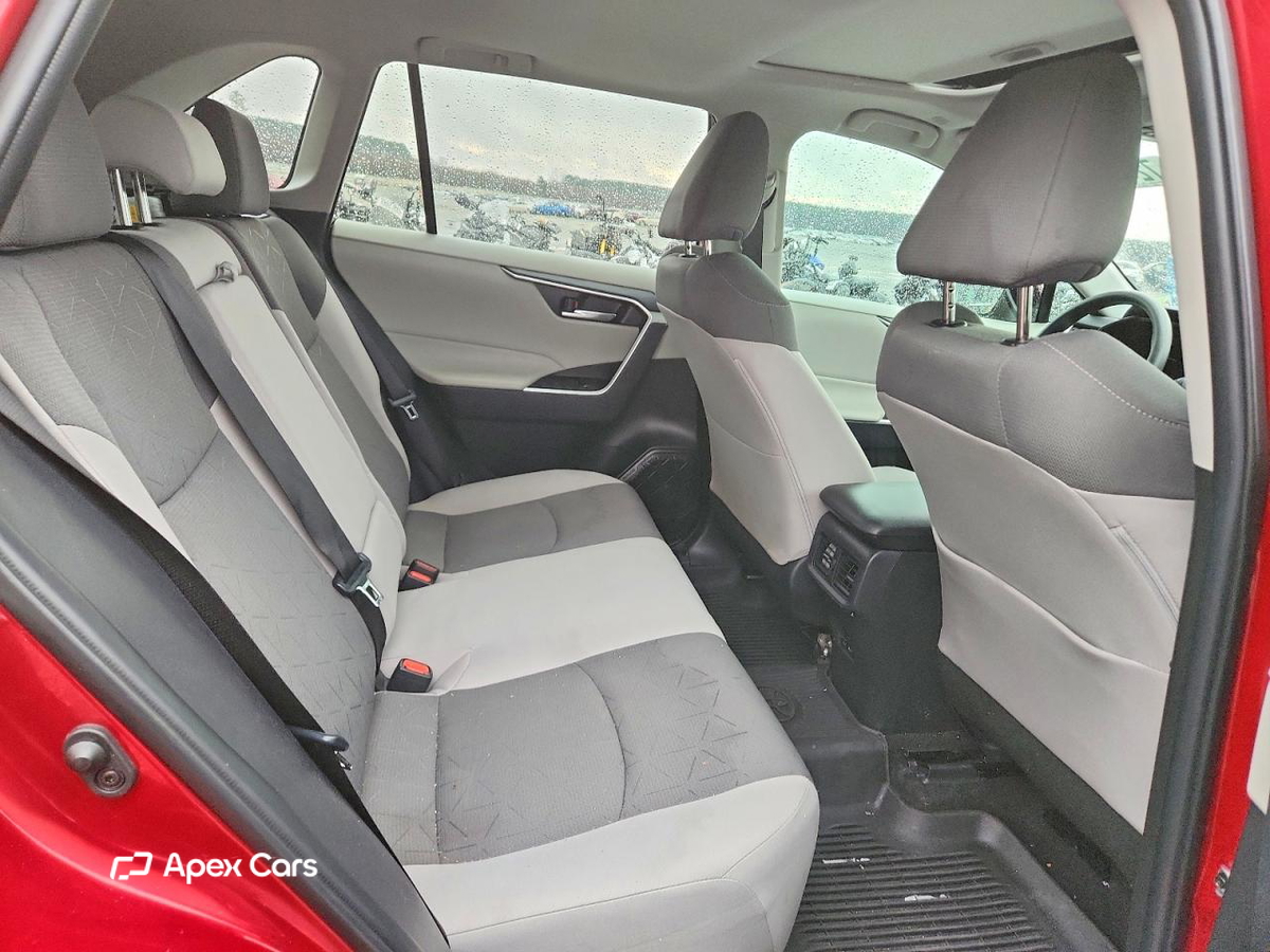 Toyota RAV 4 2025