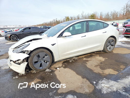 Tesla Model 3 2023 - Image 1 of 14