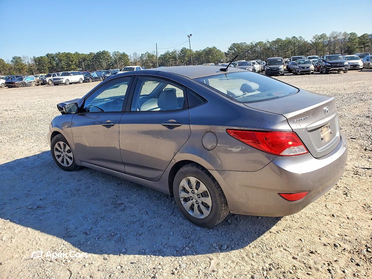 Hyundai Accent 2015