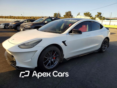 Tesla Model 3 2019 - Image 1 of 12