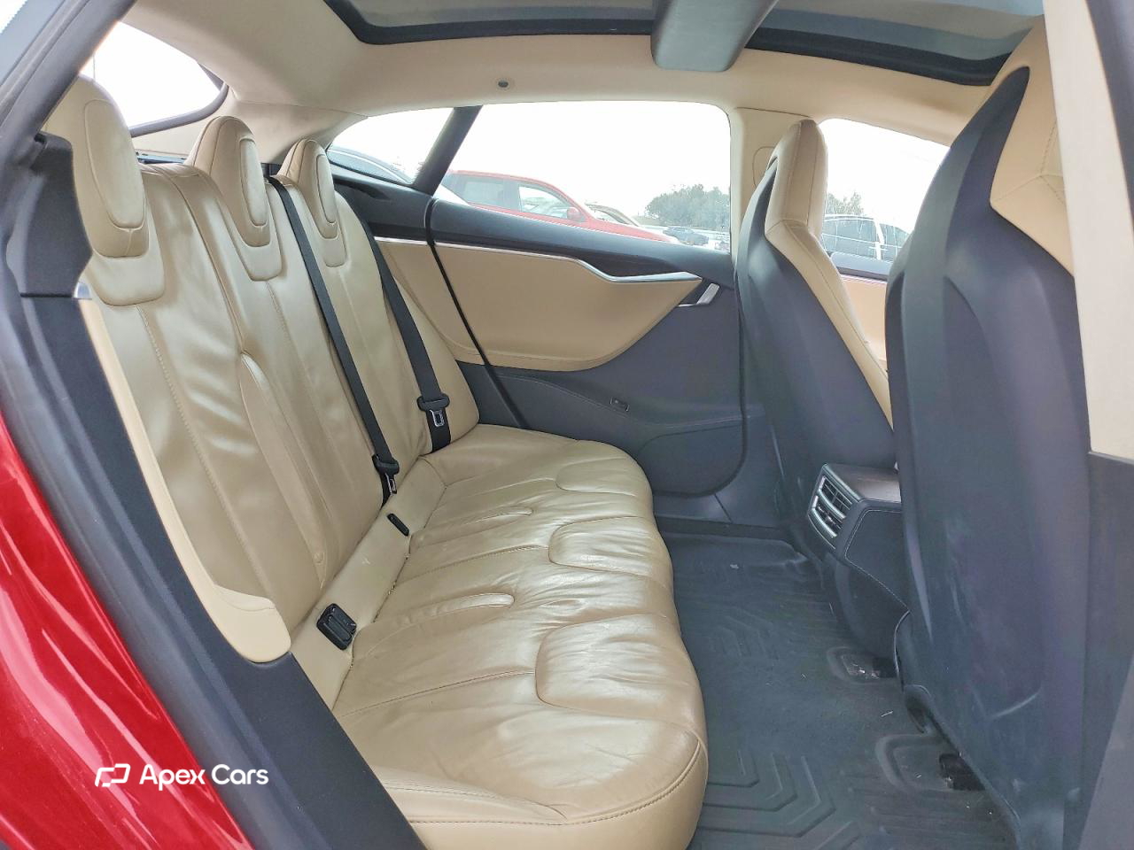 Tesla Model S 2014