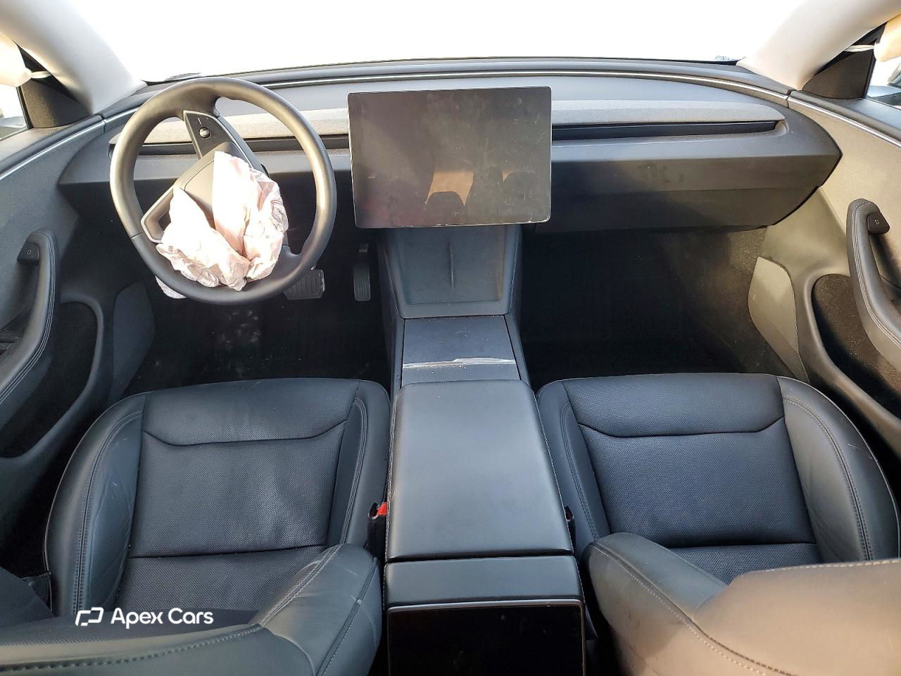 Tesla Model 3 2024