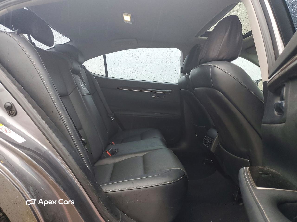 Lexus ES 2016