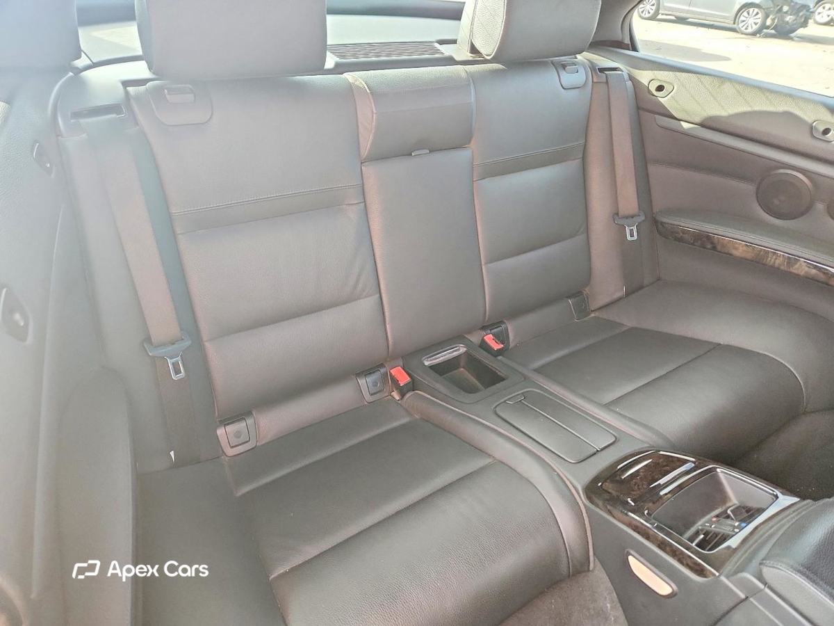 BMW Series 3 2010