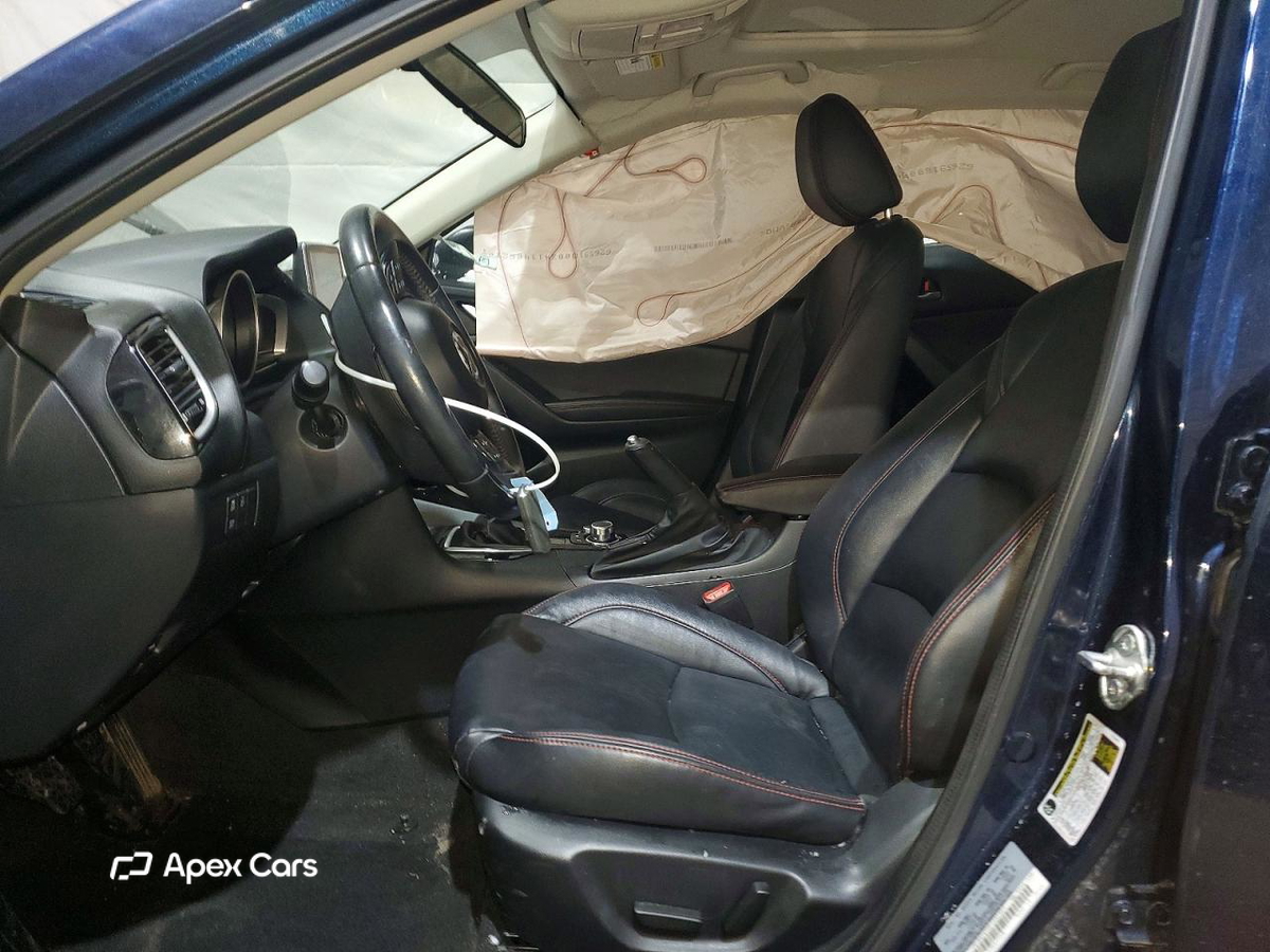 Mazda 3 2015