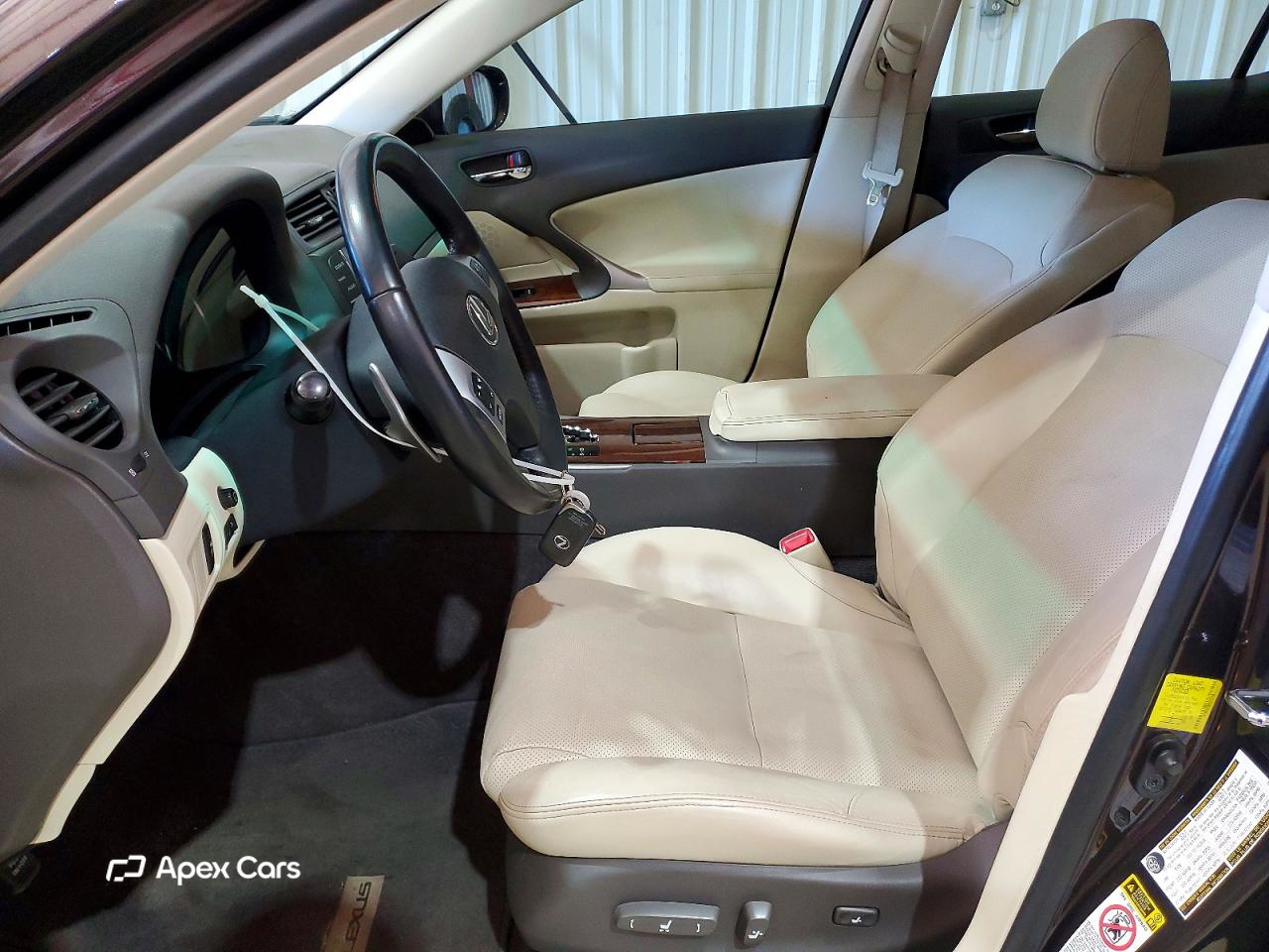 Lexus IS 2012