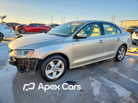 Volkswagen Jetta 2013 - Image 1 of 14
