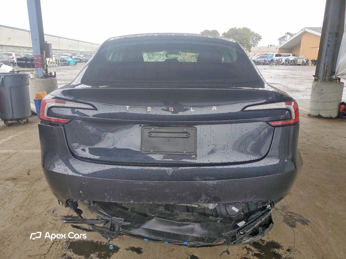 Tesla Model 3 2025