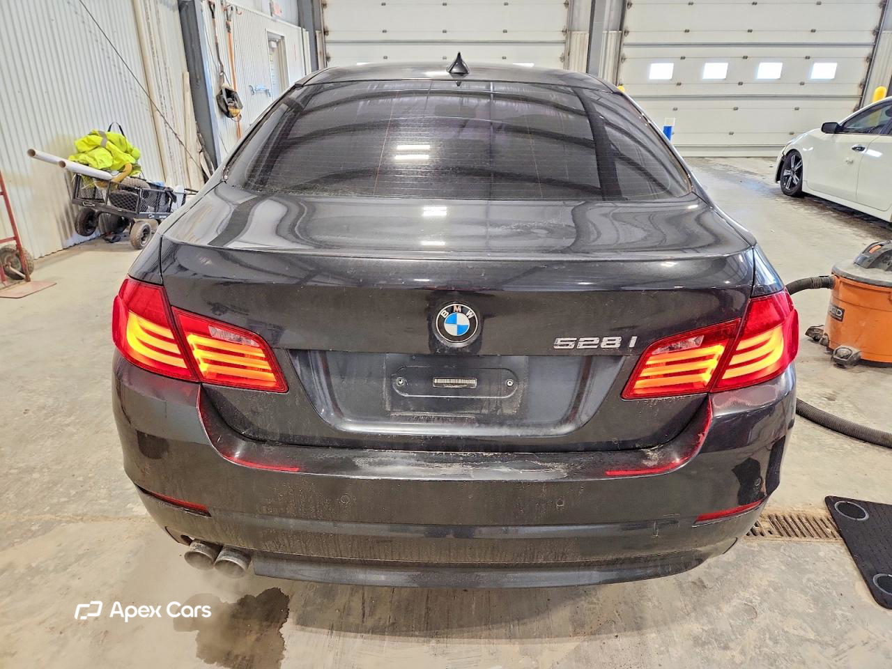 BMW Series 5 2011