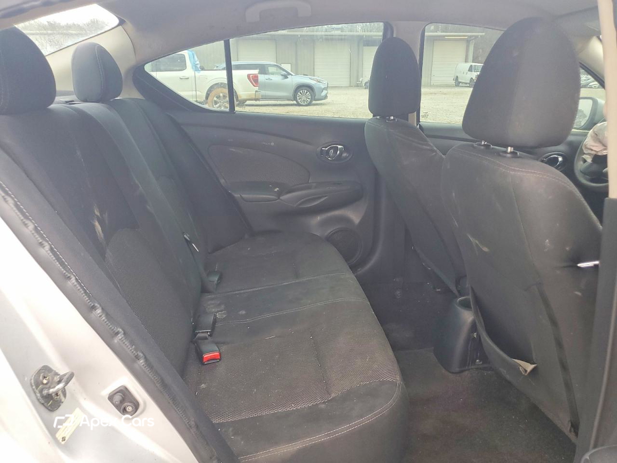 Nissan Versa 2016