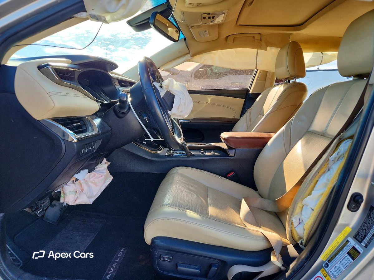 Toyota Avalon 2017