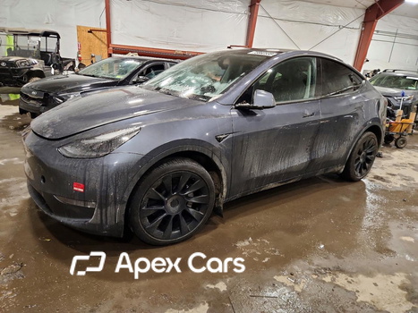Tesla Model Y 2023 - Image 1 of 12