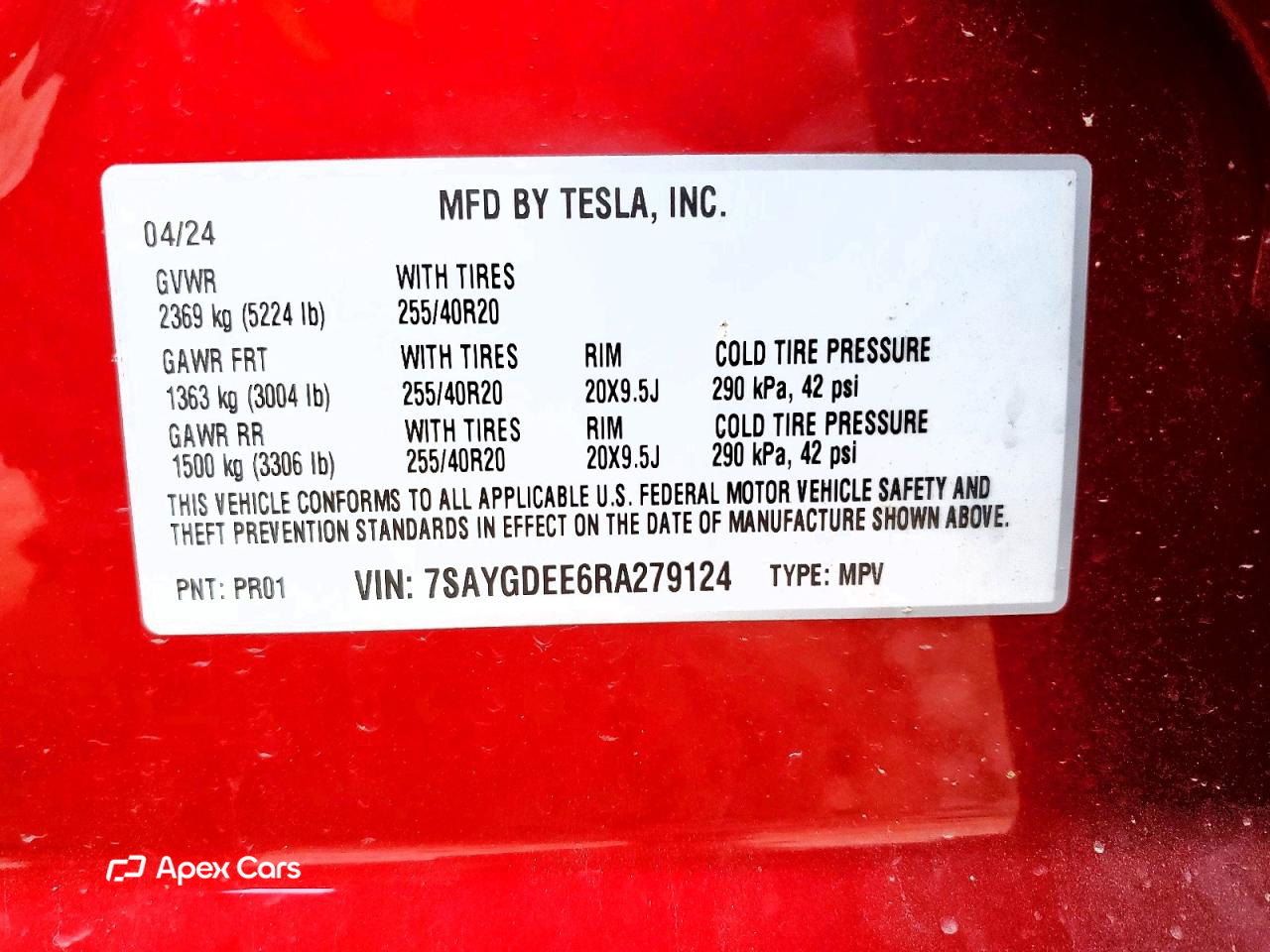 Tesla Model Y 2024