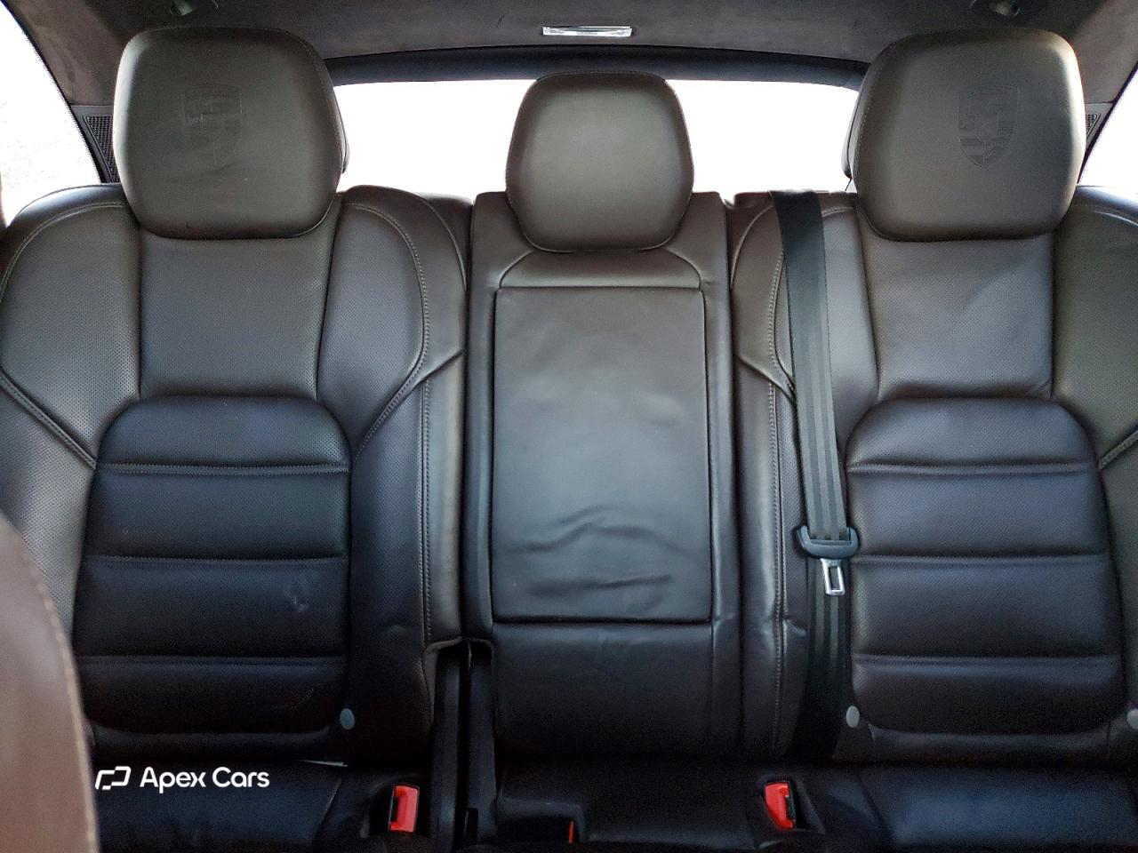 Porsche Cayenne 2016