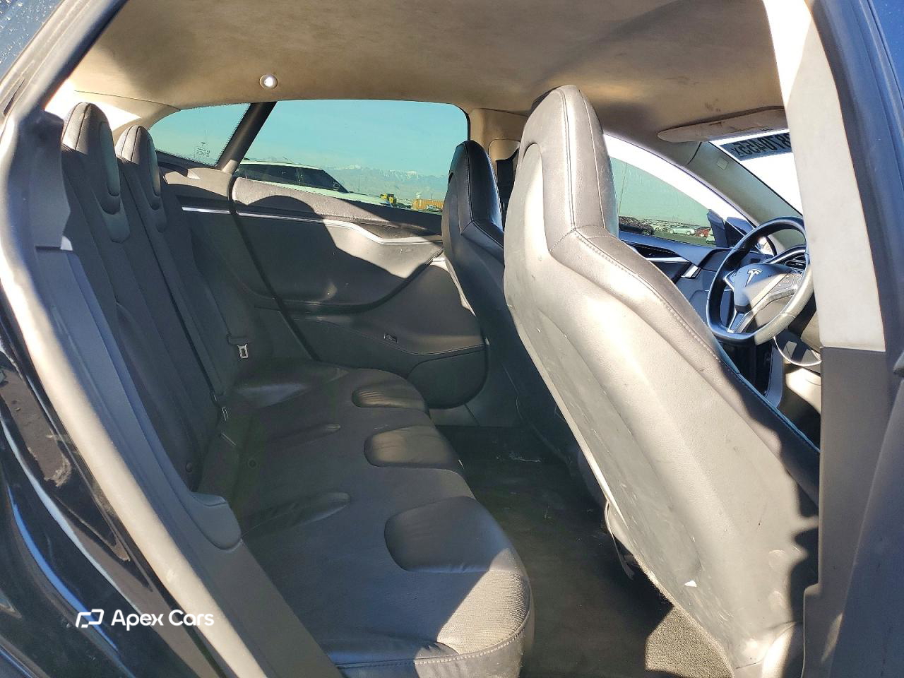Tesla Model S 2013