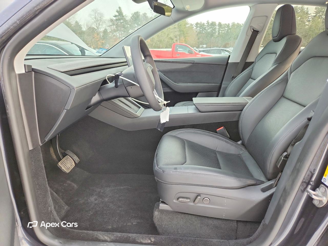 Tesla Model Y 2026