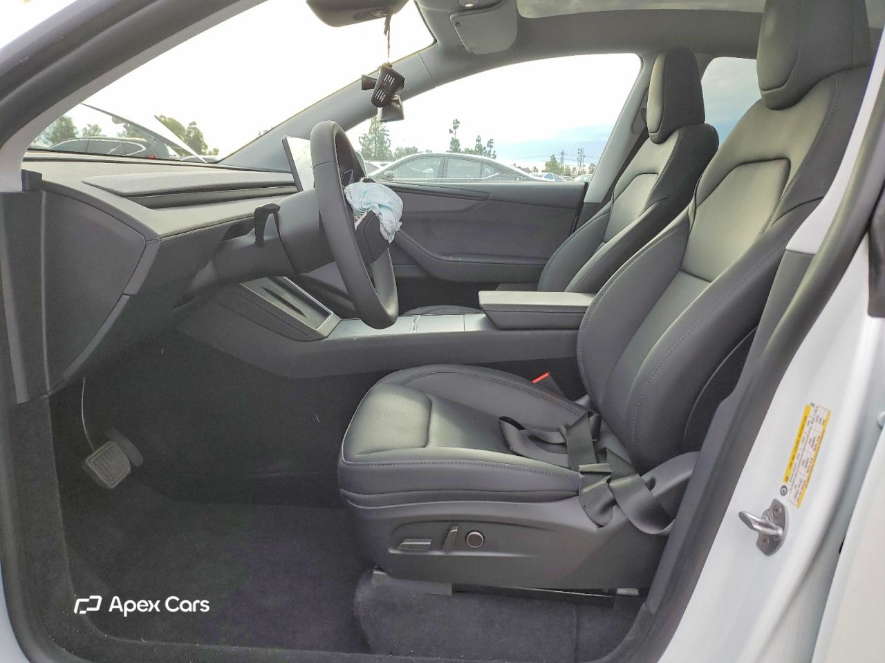 Tesla Model Y 2026