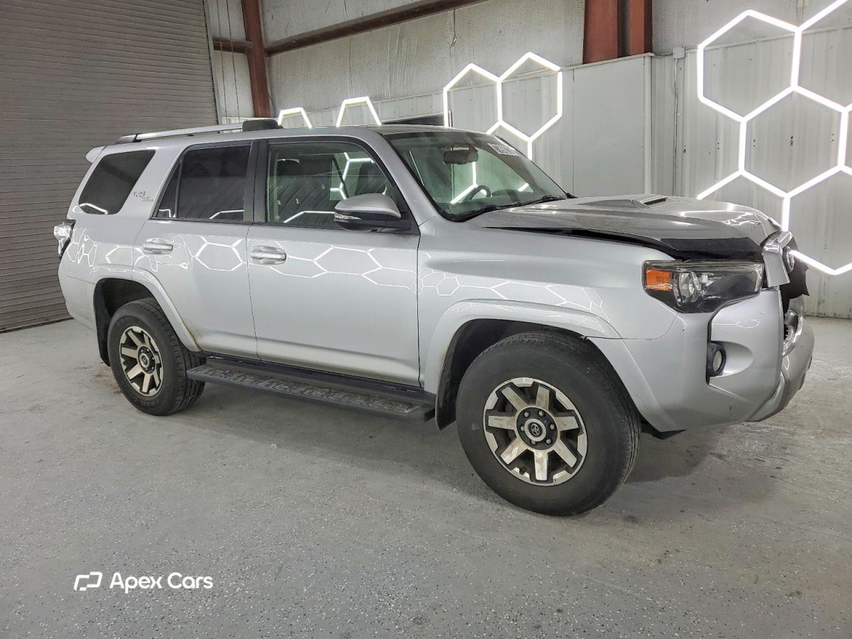 Toyota 4Runner 2017