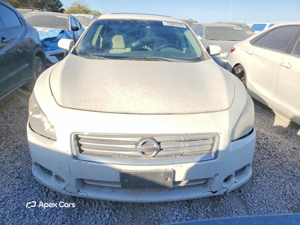 Nissan Maxima 2014