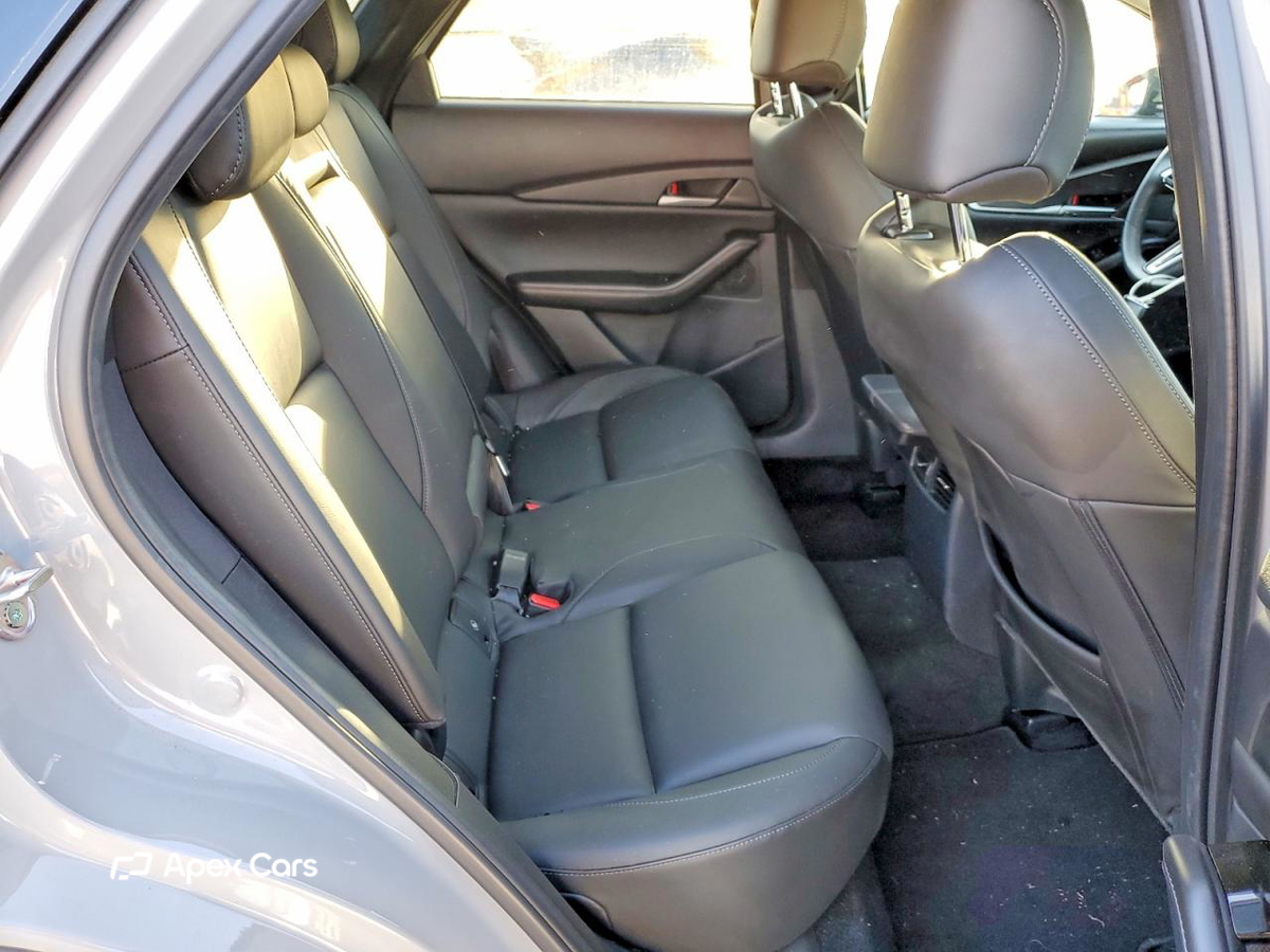 Mazda CX-30 2025