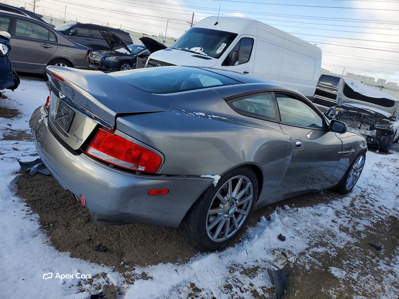 Aston Martin V12 Vanquish 2005