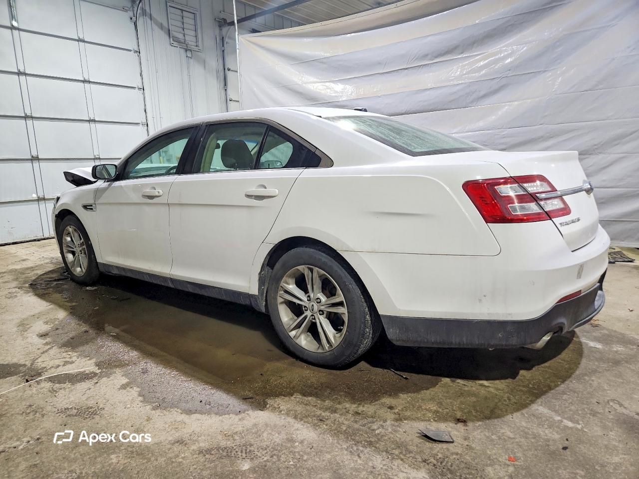 Ford Taurus 2016