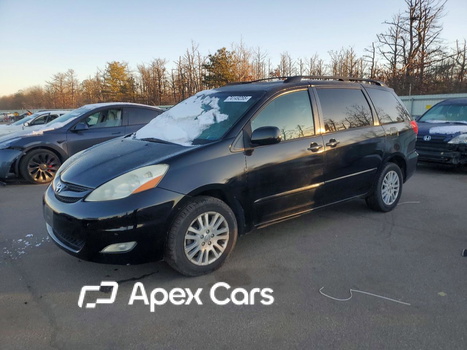 Toyota Sienna 2010 - Image 1 of 13