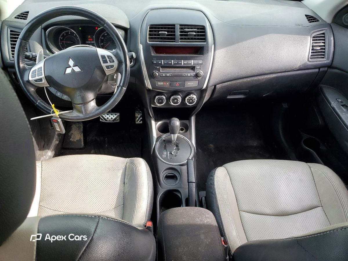 Mitsubishi Outlander 2013