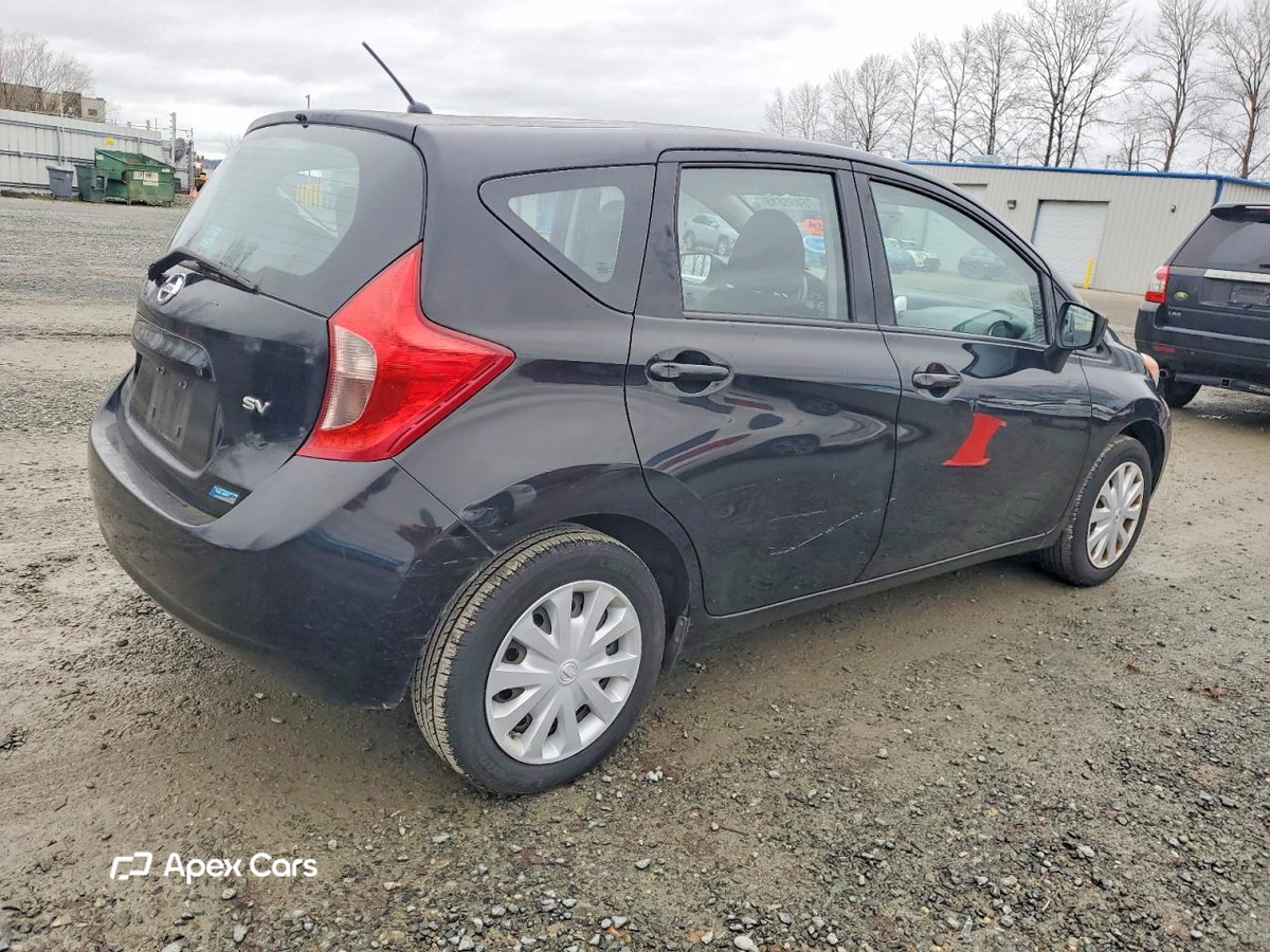 Versa 2015