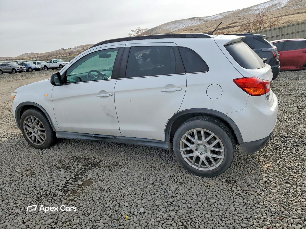 Mitsubishi Outlander 2013