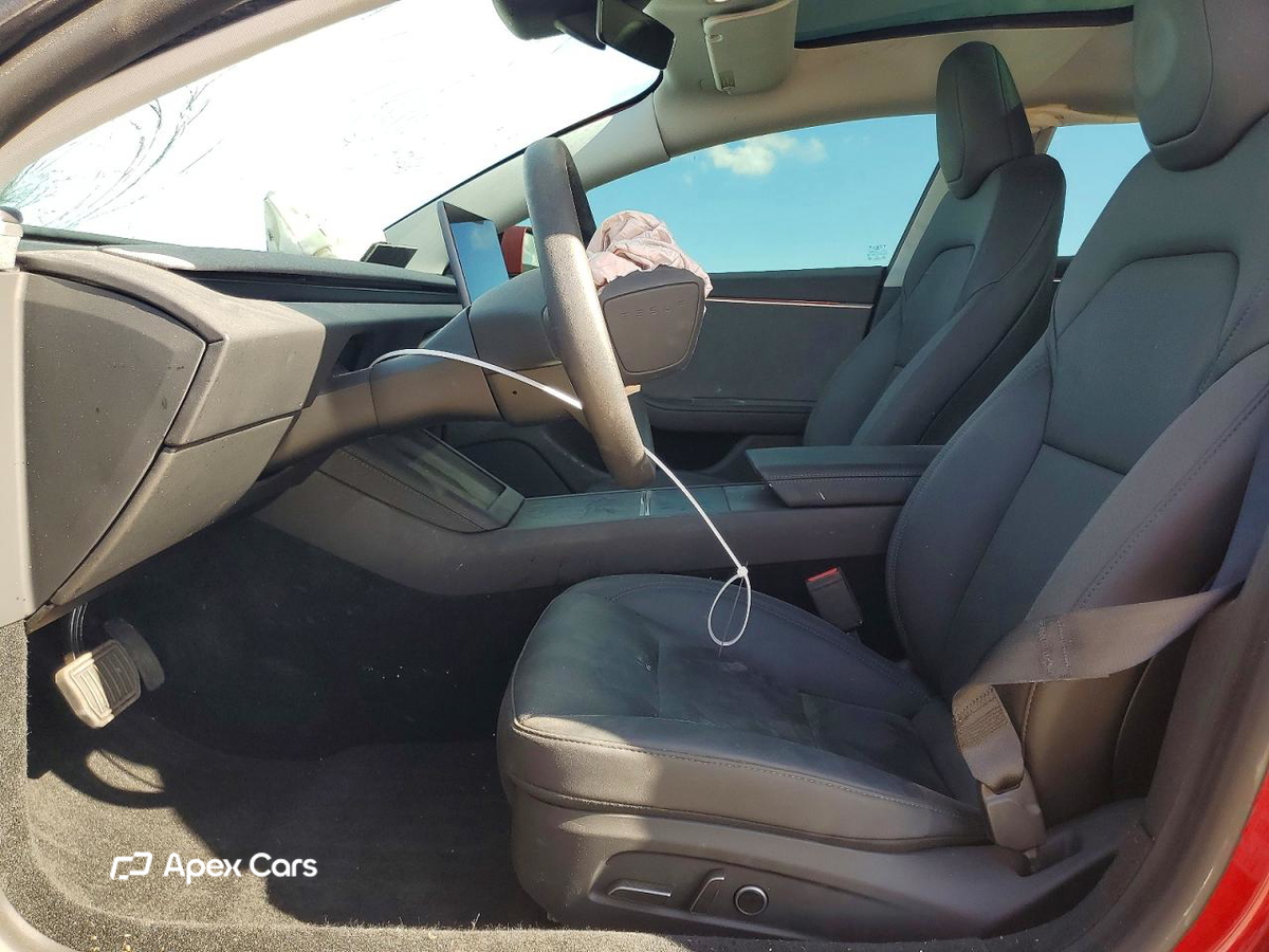 Tesla Model 3 2025