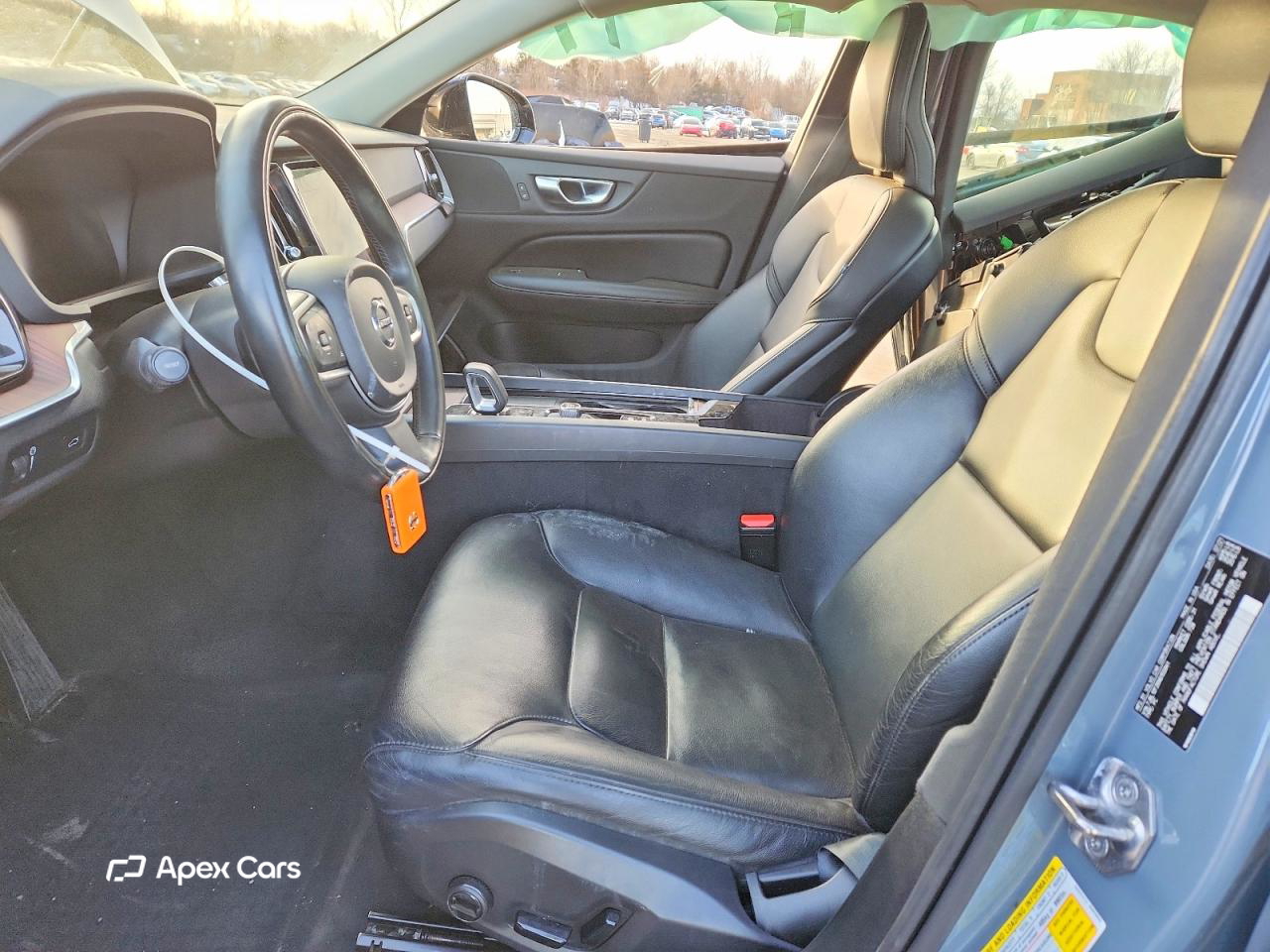 Volvo S60 2022