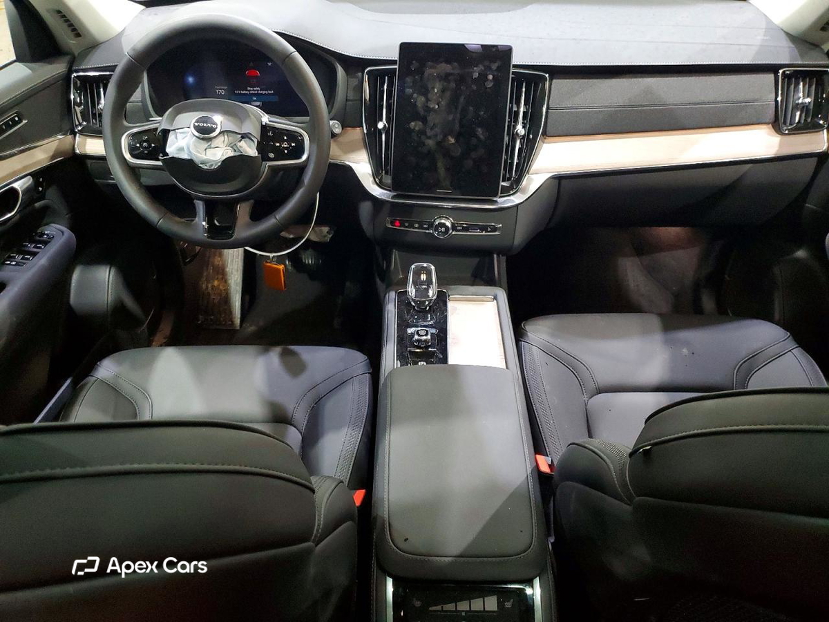 Volvo XC90 2025
