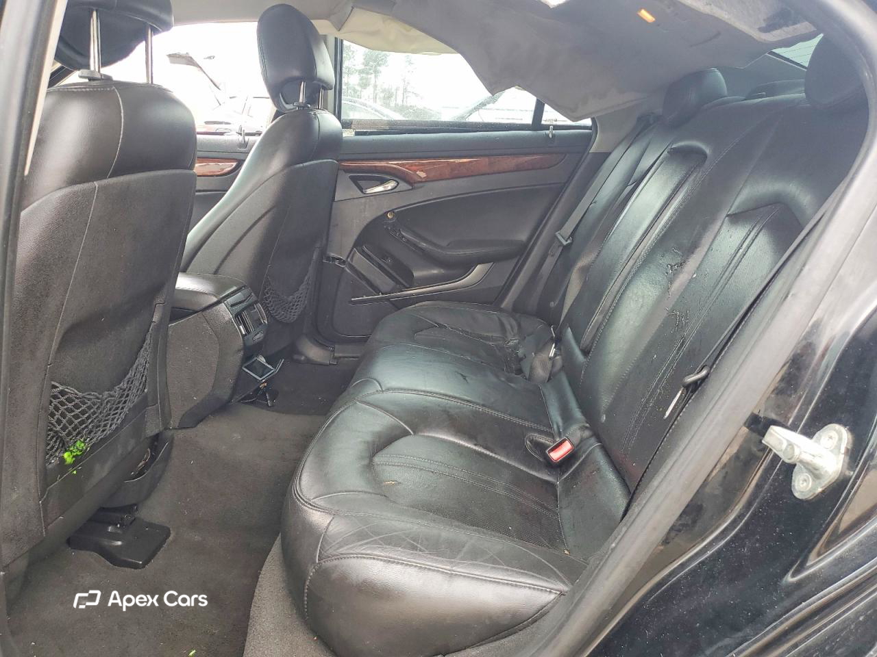 Cadillac CTS 2011