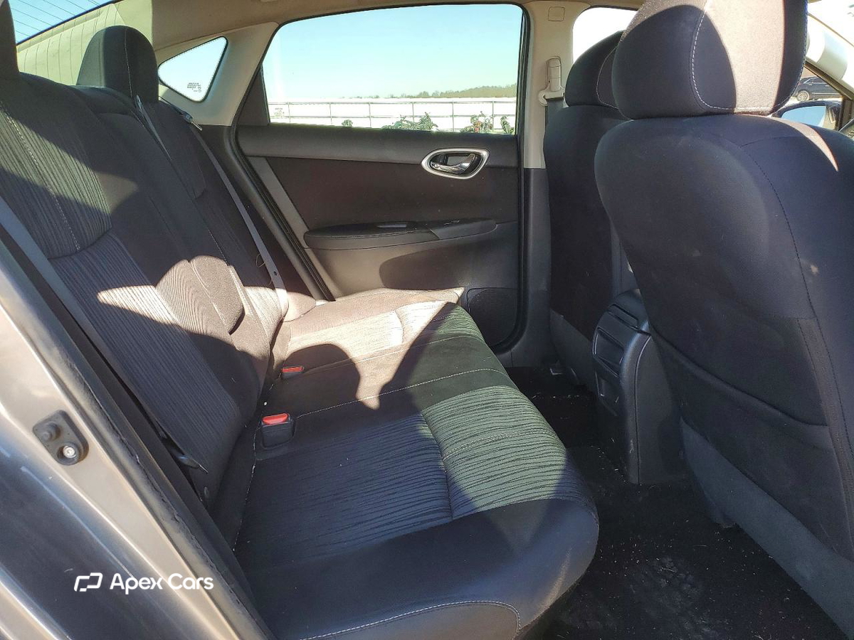 Nissan Sentra 2016