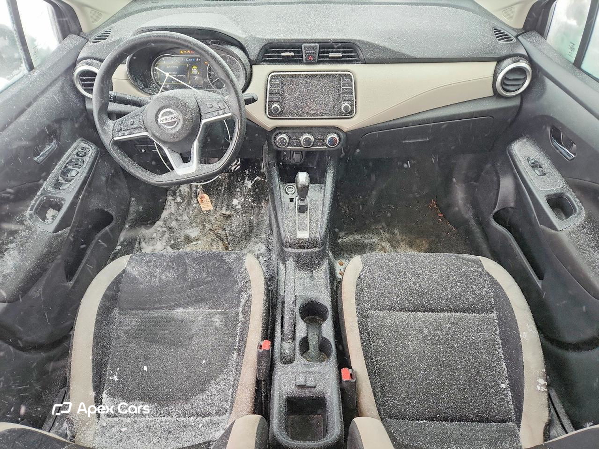Nissan Versa 2021